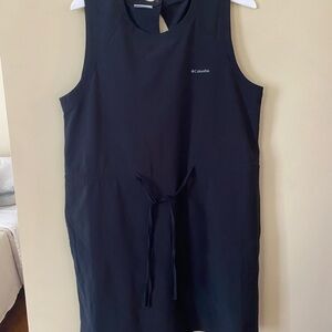 Columbia Women's Navy Sleeveless Tank Top